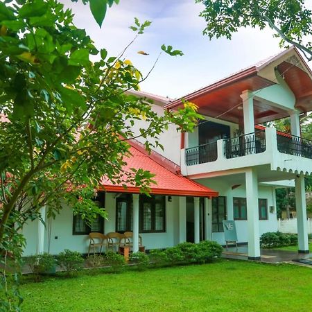 Sapumal Lodge Anuradhapura Exterior photo